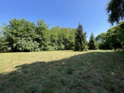 Acheter Terrain 1900 m2 Bourges
