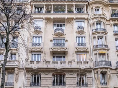 For sale Paris-7eme-arrondissement 3 rooms 94 m2 Paris (75007) photo 2
