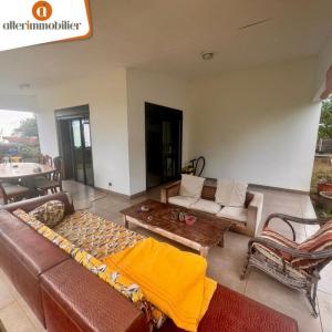 Louer Maison Saint-gilles-les-hauts 2361 euros