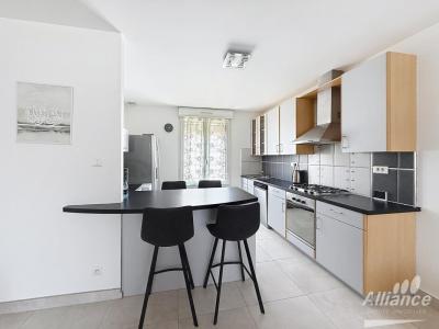For sale Audincourt 3 rooms 75 m2 Doubs (25400) photo 2
