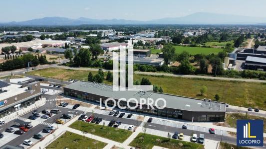 Louer Local commercial 181 m2 Monteux