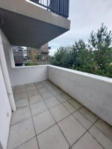 For rent Bordeaux 2 rooms 41 m2 Gironde (33300) photo 1