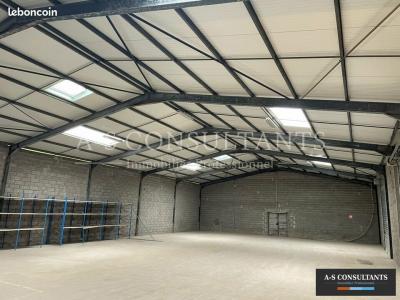 For rent Saint-genix-sur-guiers 240 m2 Savoie (73240) photo 0