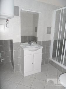 Louer Appartement 55 m2 Saint-etienne