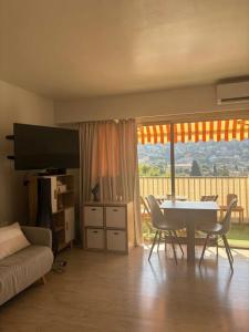For rent Cannet 1 room 23 m2 Alpes Maritimes (06110) photo 1