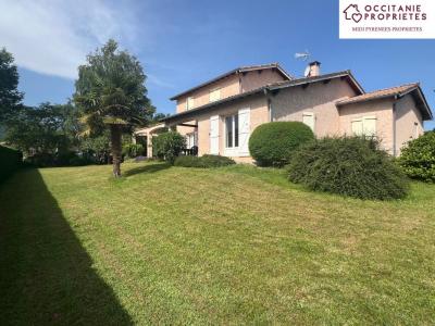 For sale Foix 7 rooms 152 m2 Ariege (09000) photo 1