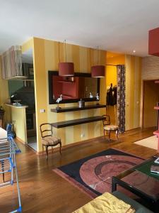For sale FACE BOIS 3 rooms 70 m2 Val de Marne (94220) photo 2