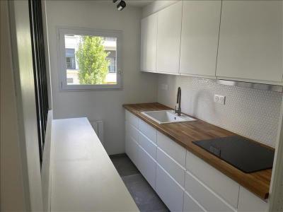 For rent Montgeron 2 rooms 51 m2 Essonne (91230) photo 2