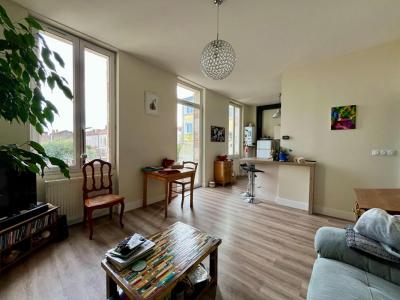 For sale Agen 3 rooms 67 m2 Lot et garonne (47000) photo 3