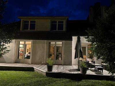 Acheter Maison Nantes 890100 euros
