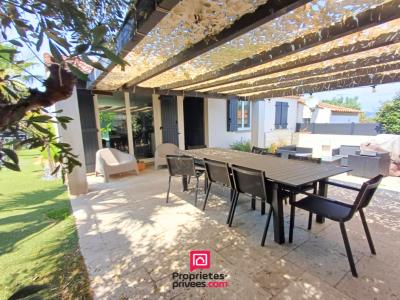 For sale Roquebrune-sur-argens 6 rooms 111 m2 Var (83520) photo 2