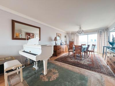 For sale Nantes 5 rooms 111 m2 Loire atlantique (44000) photo 2