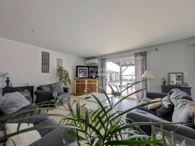 For sale Chateaubernard 7 rooms 208 m2 Charente (16100) photo 0