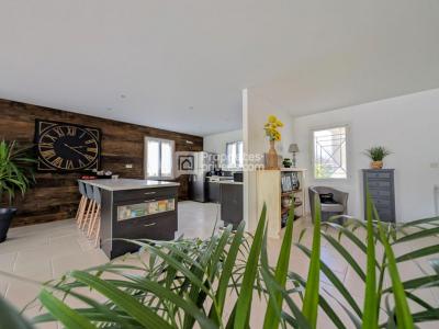 For sale Chateaubernard 7 rooms 208 m2 Charente (16100) photo 1