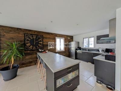 For sale Chateaubernard 7 rooms 208 m2 Charente (16100) photo 3