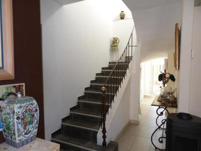 For sale Londe-les-maures 5 rooms 107 m2 Var (83250) photo 2
