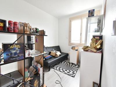 For sale Issoudun 4 rooms 68 m2 Indre (36100) photo 3