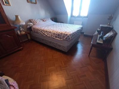 For sale Chateauroux 6 rooms 118 m2 Indre (36000) photo 3