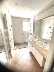 For sale Pin-balma 6 rooms 138 m2 Haute garonne (31130) photo 4