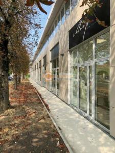 Acheter Local commercial 104 m2 Carbon-blanc