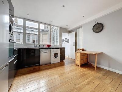 For rent Lyon-1er-arrondissement 2 rooms 53 m2 Rhone (69001) photo 4
