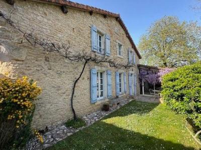 For sale Rivieres NORD (communes au Nord d'Angoulme) 5 rooms 252 m2 Charente (16110) photo 1
