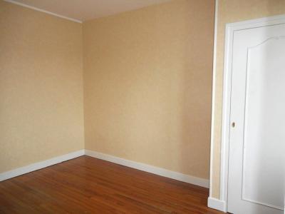 For sale Clermont-ferrand 4 rooms 65 m2 Puy de dome (63000) photo 2