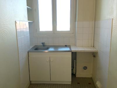 For sale Clermont-ferrand 4 rooms 65 m2 Puy de dome (63000) photo 4