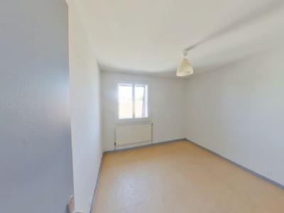 Louer Appartement Saint-amand-montrond 644 euros