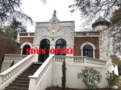 For sale ENTREE DU VILLAGE 7 rooms 254 m2 Loire (42160) photo 0