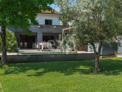 Acheter Maison 215 m2 Merignac