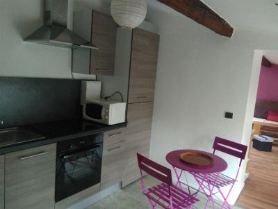 For rent Bordeaux 1 room 45 m2 Gironde (33000) photo 0