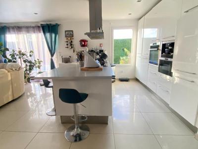 For sale Saint-quentin-de-baron 5 rooms 101 m2 Gironde (33750) photo 2