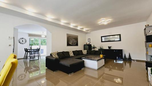 For sale Saint-doulchard 5 rooms 165 m2 Cher (18230) photo 2