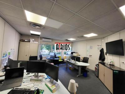 Louer Commerce 780 m2 Seyne-sur-mer