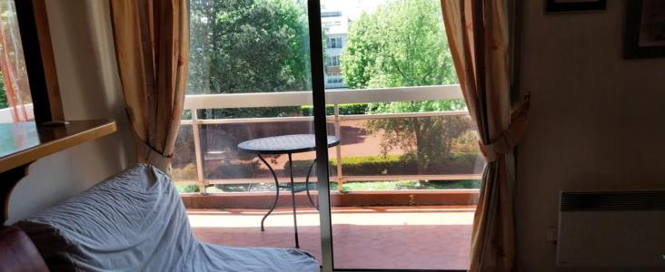 For rent Bron 2 rooms 54 m2 Rhone (69500) photo 1