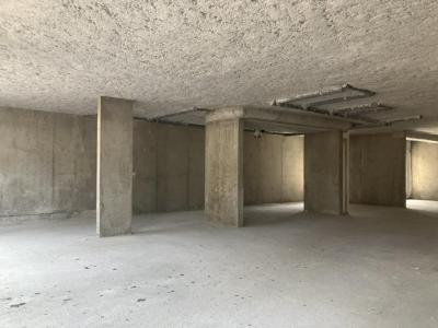 Louer Local commercial Saint-bonnet-de-mure 28200 euros