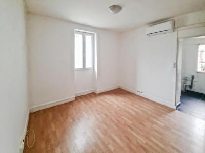 For sale Avallon 3 rooms 80 m2 Yonne (89200) photo 4