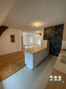 Annonce Location 4 pices Appartement Varennes-sous-dun 71