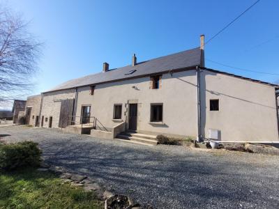 For sale DANS UN HAMEAU. 8 rooms 180 m2 Creuse (23600) photo 0