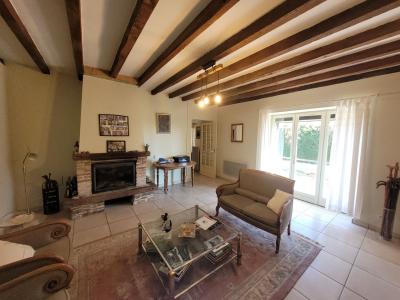 For sale DANS UN HAMEAU. 8 rooms 180 m2 Creuse (23600) photo 2