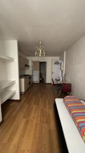 For sale GARE SNCF, CENTRE VILLE 1 room 27 m2 Allier (03200) photo 0