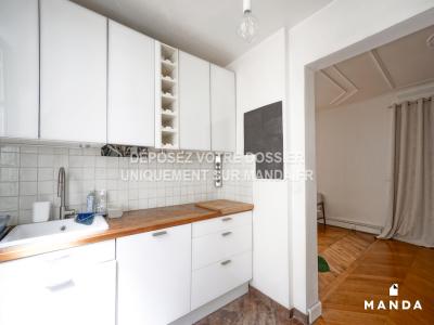 For rent Paris-10eme-arrondissement 3 rooms 60 m2 Paris (75010) photo 2