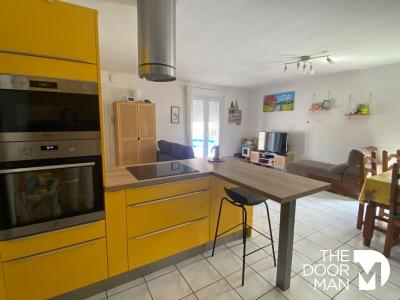 For sale Vias 4 rooms 82 m2 Herault (34450) photo 3