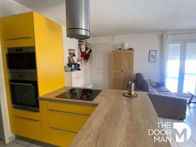 For sale Vias 4 rooms 82 m2 Herault (34450) photo 4