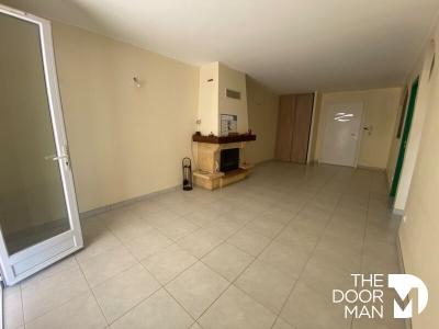 For sale Beziers 4 rooms 90 m2 Herault (34500) photo 2