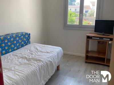 For sale Beziers 4 rooms 90 m2 Herault (34500) photo 3