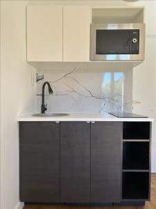 For rent Gentilly 1 room 15 m2 Val de Marne (94250) photo 2