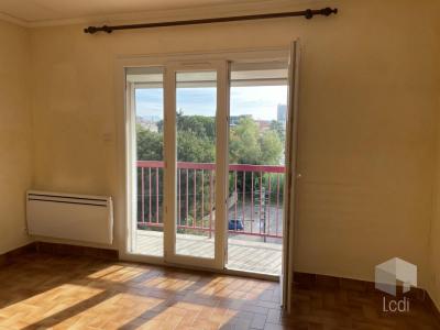 Louer Appartement 68 m2 Montelimar