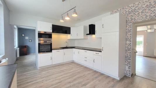 For sale Loire 4 rooms 102 m2 Maine et loire (49440) photo 3